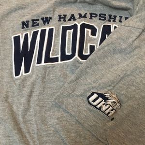 SOLD!! UNH Wildcats T-Shirt